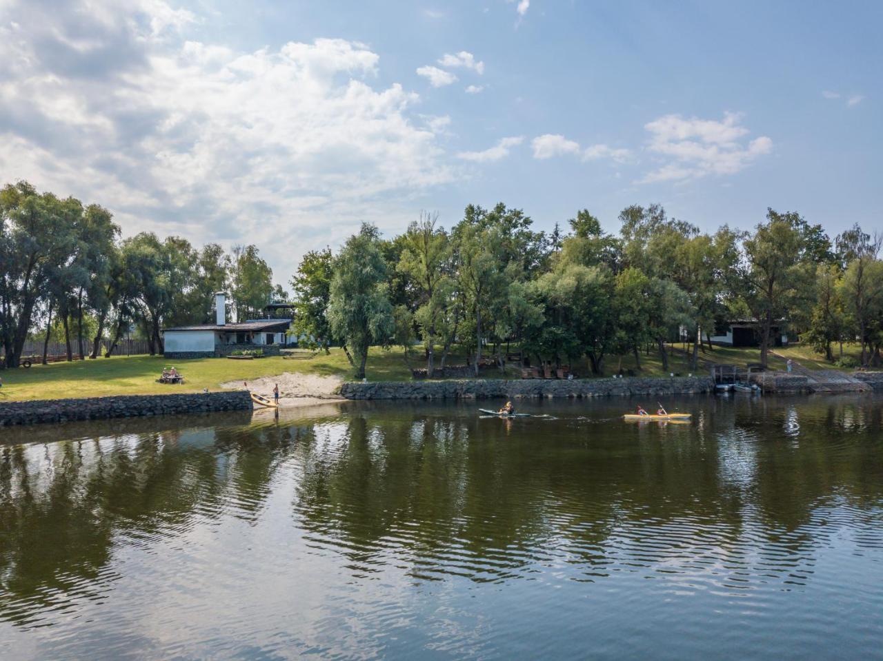 Гостинний Двір На Хуторі Хрещатик Exterior photo