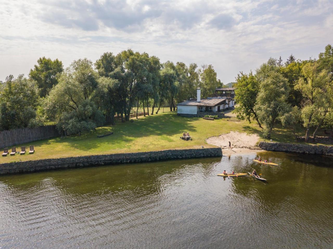 Гостинний Двір На Хуторі Хрещатик Exterior photo