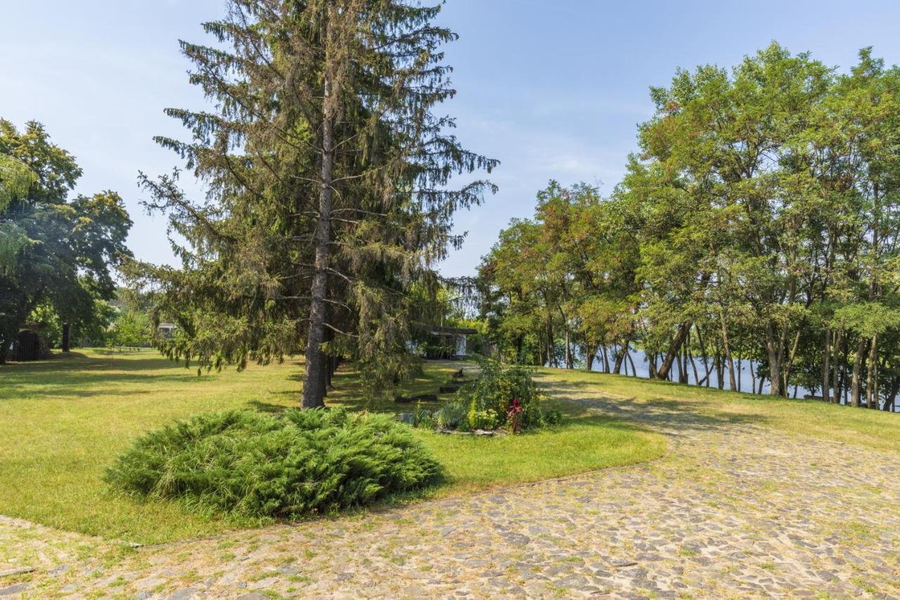 Гостинний Двір На Хуторі Хрещатик Exterior photo